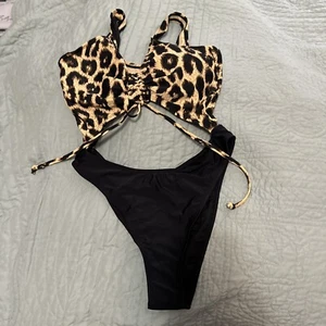 NWT Womens Bikini Set Sexy Leopard Swimwear Beach Bathing Swimsuit Large L - Picture 1 of 3