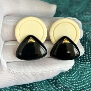 Vtg  Kai Yin Lo Kylo Bone & Black Onyx Clip On Earrings Mint - Picture 1 of 5
