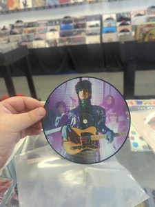 PRINCE - LITTLE RED CORVETTE - 1983 ORIGINAL PICTURE DISC 7” - Picture 1 of 2
