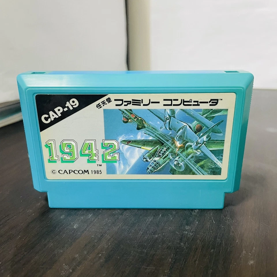 1942 Nintendo Famicom NES Capcom 1985 CAP-19 Japanese Version Shooter Retro Game - Image 1 of 4