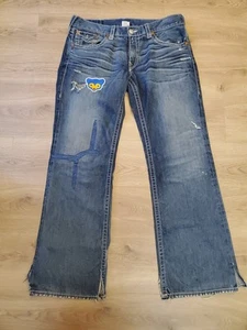 True Religion Jeans Womens Straight Distressed Flap Pockets Decal Size 38 - Picture 1 of 14