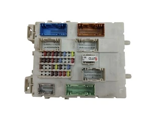 Caja de fusibles unidad de control BSI central eléctrica VOLVO V40 II 31394963 - Imagen 1 de 3