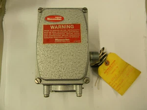 New Masoneilan 8005A Pneumatic Pressure Transducer 3-15 PSI F6 - Picture 1 of 5
