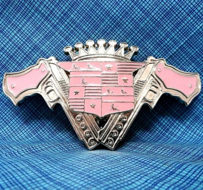 Armas Caddy Cresta Cinturón Hebilla Corona Cadillac Abridor de Botellas De Colección Años 90 187 Inc. PCB228 Foto 1 de 4