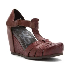 Otbt Ripley T Strap Burgundy & Brown Leather Wedge Pump Size 11 - Picture 1 of 10