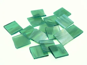 Sea Green Wispy Dreiecke | Handgeschliffene Mosaik Glasfliesen Formen - Bild 1 von 2