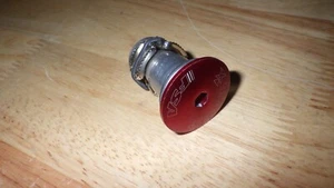 FSA CONIX HEADSET CAP, NEW, RED, ALUMINIUM, 1-1/8 INCHES. - Foto 1 di 1