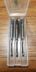 3 mm x 0,50 GEWINDEBOHRER SET Kohlenstoffstahl metrisch 3 Stück Kegelstopfen Boden - Bild 1 von 2
