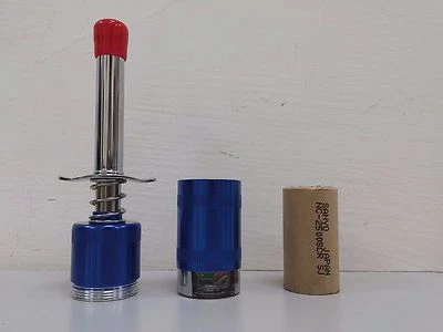Detachable GLOW PLUG IGNITER with SANYO 2500mah battery (metal back caps) - Image 1 of 2