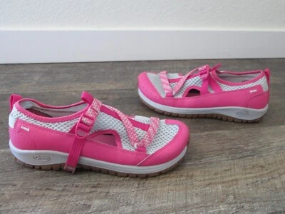 Спортивные сандалии Chaco Odyssey размер США 5 для девочек с закрытым носком розовые - Изображение 1 из 4