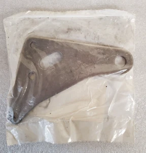 269501132 SEA-DOO HOOD PIVOT LEVER BRACKET GTX RXP X RXT X 2002-2011 OEM NOS - Picture 1 of 5