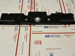 Samsung UN65NU8000 QN65Q6FNAFXZA QN55Q6FNAFXZA QN49Q6FNAFXZA speaker BN96-45633B - Picture 1 of 9