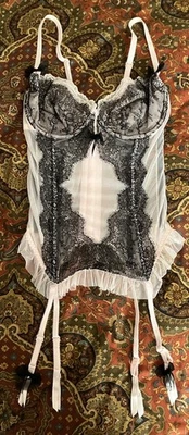 Victoria’s Secret Corsé Bustier Con Ligas Nuevo Con Etiquetas Rosa Negro Encaje Malla 34D Foto 1 de 4