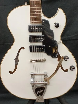 GUILD SF-1JET90/SWT Used Maple body Mahogany neck Rosewood fingerboard w/Gigcase - Image 1 of 4