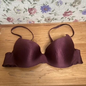Sujetador Body by Victoria Secret Mujer 34 B Forrado Forma Perfecta Con Aros - Imagen 1 de 6
