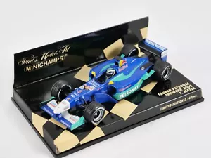 MINICHAMPS 1/43 Sauber Petronas Showcar 2002 Heidfeld 400 020097 400020097 - Bild 1 von 10