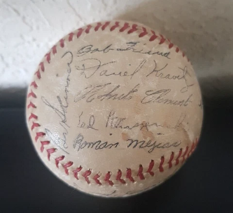 Roberto Clemente Pittsburgh Pirates Signed Ball 25 Signatures NOT PASS PSA/DNA Cover