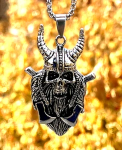 Collar unisex de aleación de acero plateado Viking Skull Warrior para hombre - Imagen 1 de 7