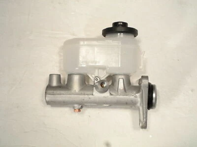 Brake Master Cylinder Fits Toyota Camry   072-8781 - Image 1 of 2
