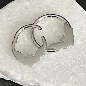 1pc Flying Bat Hinged Segment Ring Hoop Helix Daith Septum 316L Surgical Steel - Picture 1 of 7