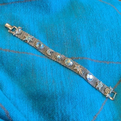 Pulsera Kirks Folly Estrellas Luna Tono Plata Estrás Azul De Colección  Foto 1 de 4