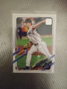 2021 Topps Taylor Rogers Rookie Card - Picture 1 of 2