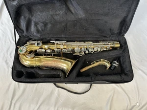 SOLID QUALITY BUNDY SELMER U.S.A. ALTO SAXOPHONE - Picture 1 of 14