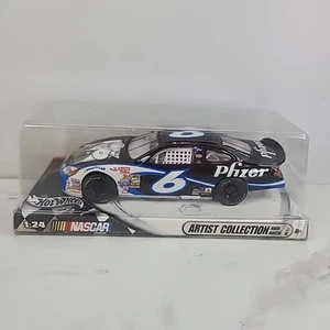 Mark Martin 2004 Ford Taurus #6 NASCAR 1:24 Hot Wheels Artist Collection New - Picture 1 of 7