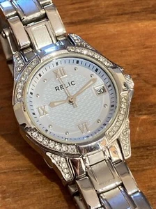 Reloj de pulsera para mujer RELIC ZR11780 esfera de fecha en tono plateado funciona con batería nueva - Imagen 1 de 6