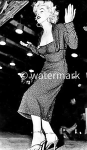 Classic Marilyn Monroe 1950s Pin-Up Actress 8x10 Print - Picture 1 of 1
