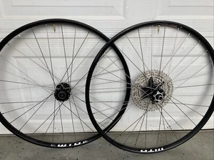 WTB 29er WHEELSET STi23 EXCELLENT 100 / 142 THRU AXLE SHIMANO 51T 11SP CASSETTE - Picture 1 of 12