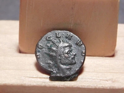 Claudius II Gothicus Roman Imperial ancient coin - Image 1 of 4