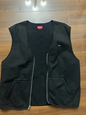 Chaleco forrado de lana Supreme - negro (talla L) Foto 1 de 4