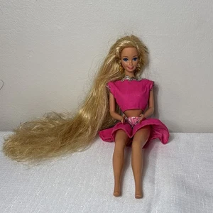 Bambola Barbie Mattel 1966 vintage con top e gonna vestito senza scarpe - Foto 1 di 14