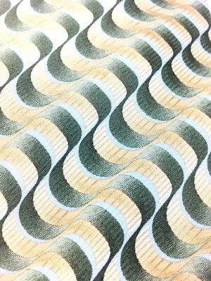 Corbata para hombre Van Heusen 100 % seda oro pálido y rayas verdes 58" X 4"" Foto 1 de 4