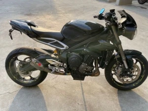 TRIUMPH STREET TRIPLE 765 RS 765RS 07/2018MDL 31103KMS PROJECT MAKE AN OFFER - Picture 1 of 16