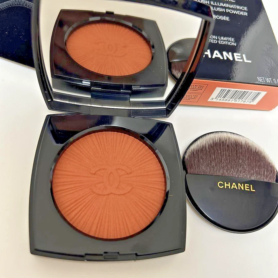 Chanel BLUSH LUMIERE ILLUMINATRICE Blush Powder Pêche Rosee 14g/0.49oz JP