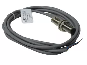 (NEW) CUTLER HAMMER E57-12GS02-D1 , E5712GS02D1 200mA 2Wire Proximity Sensor - Picture 1 of 5
