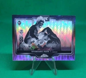 2025 Topps Chrome UFC Negative Refractor Hyunsung Park RC - Bild 1 von 1