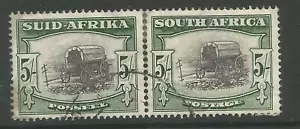 SOUTH AFRICA SG122b THE 1954 GVI 5/- BLACK & DEEP YELLOW GRN USED PAIR C.£100 - Picture 1 of 2
