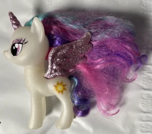 J2 2016 Hasbro My Little Pony: Princess Celestia C029A - 6" Glitter Unicorn Toy - Imagen 1 de 7