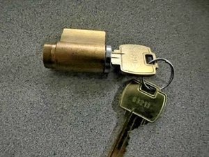 FALKENSCHLOSS A23161-06-626 "G" KWY WENIGER SAITENHALTER FÜR "T" SERIE SCHLÖSSER "G" KUT - Bild 1 von 3