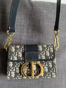 Dior Oblique 30 Montaigne Canvas Leather shoulder bag in Navy - Picture 1 of 16