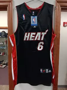 Maglia nera Adidas LeBron James Miami Heat #6 (NBA (taglia 50) nuova con etichette 10 - Foto 1 di 4