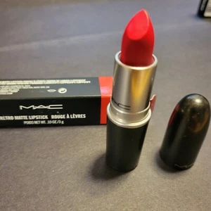 MAC RETRO MATTE LIPSTICK * Relentlessly Red * FULL SZ. NEW IN BOX. - Picture 1 of 6