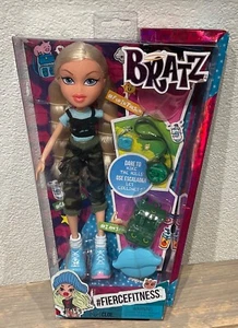 Beautiful Bratz Fierce Fitness Hiking Explorer Themed Cloe doll NRFB - Bild 1 von 8