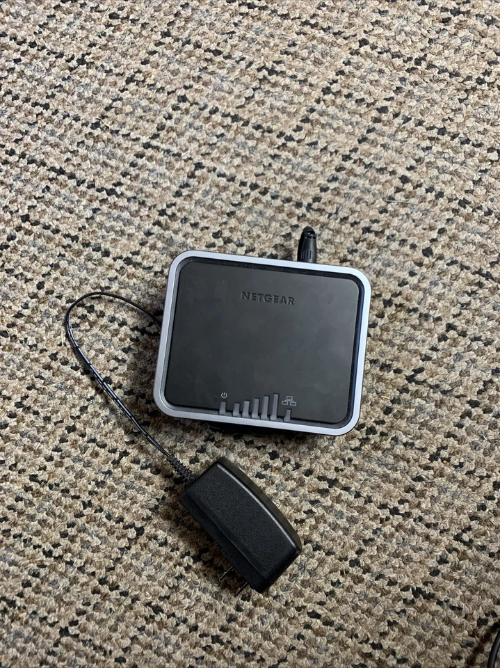 NETGEAR LB1120-100NAS 4G LTE MODEM 150mbps Instant Broadband Connection - Image 1 of 1