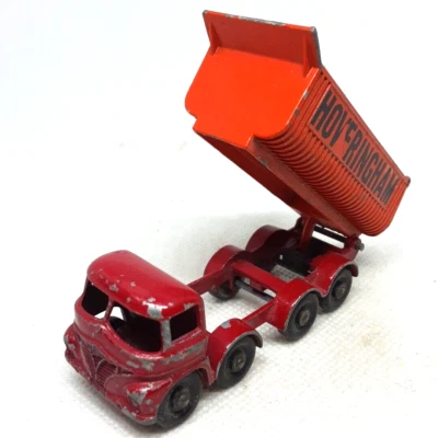 Lesney Matchbox Hoveringham Tipper No. 17 Red Made In United Kingdom - Image 1 of 4