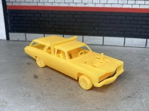 1/64 3D Printed Chevy Caprice Wagon Demolition Derby Car For Diecast Diorama - Picture 1 of 19