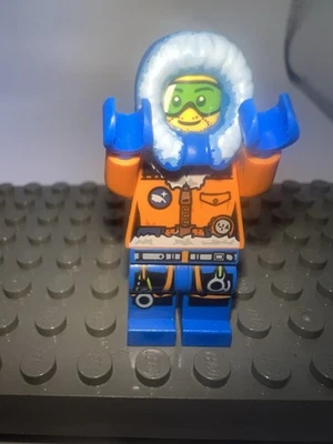 Lego Male Arctic Explorer Minifigure City 60036 - Image 1 of 4